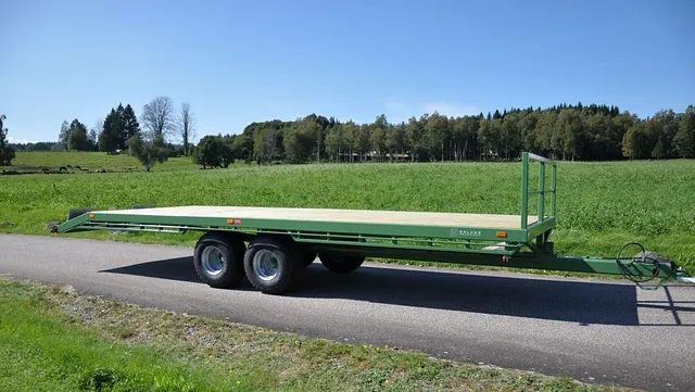 Maskintransport 10-15T